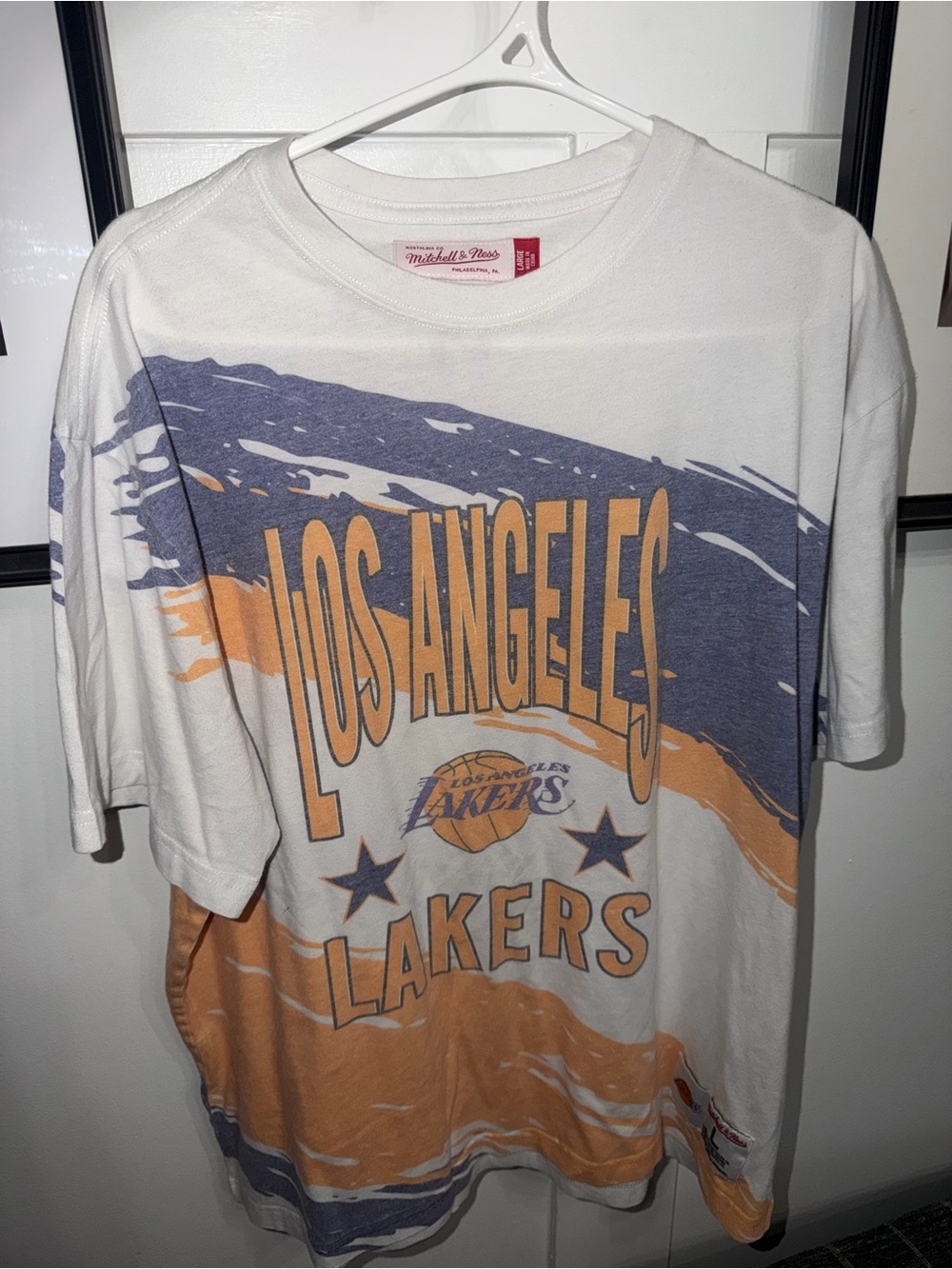 Y2K ( Mitchell & Ness ) Los Angeles Lakers White Graphic Tee Size L